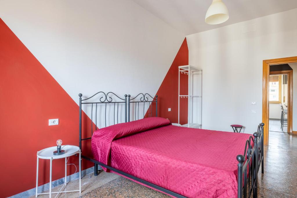 Three large bedrooms for six people Rome downtown apartment - 4