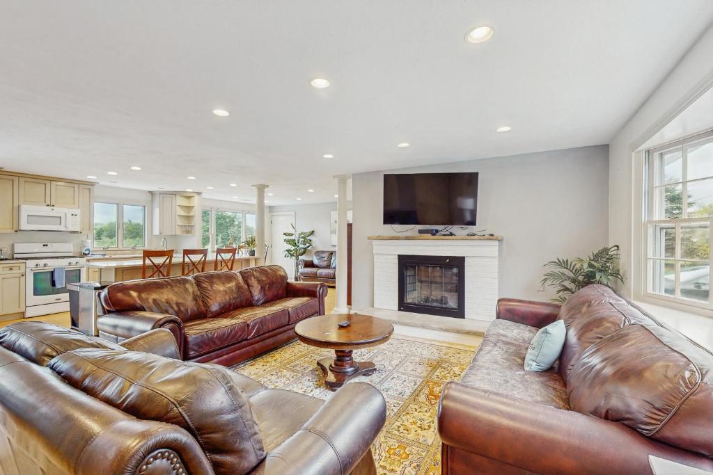 Shoreline Sanctuary, West Yarmouth