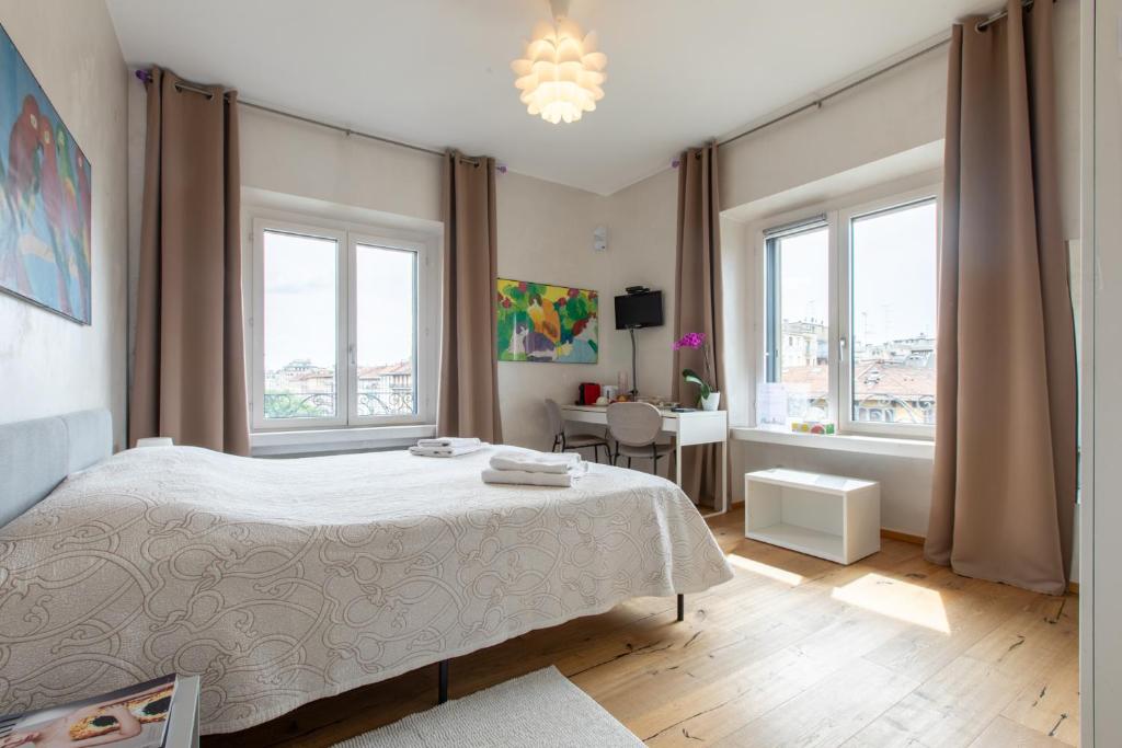 Tricolore Suite - 2