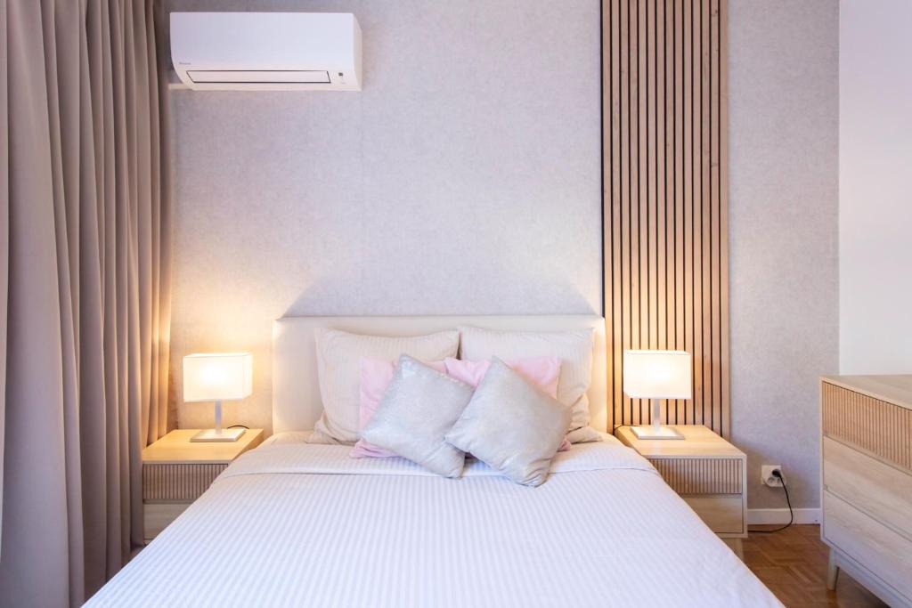 86m- Spacious 3 room apartment with large terrace - 4