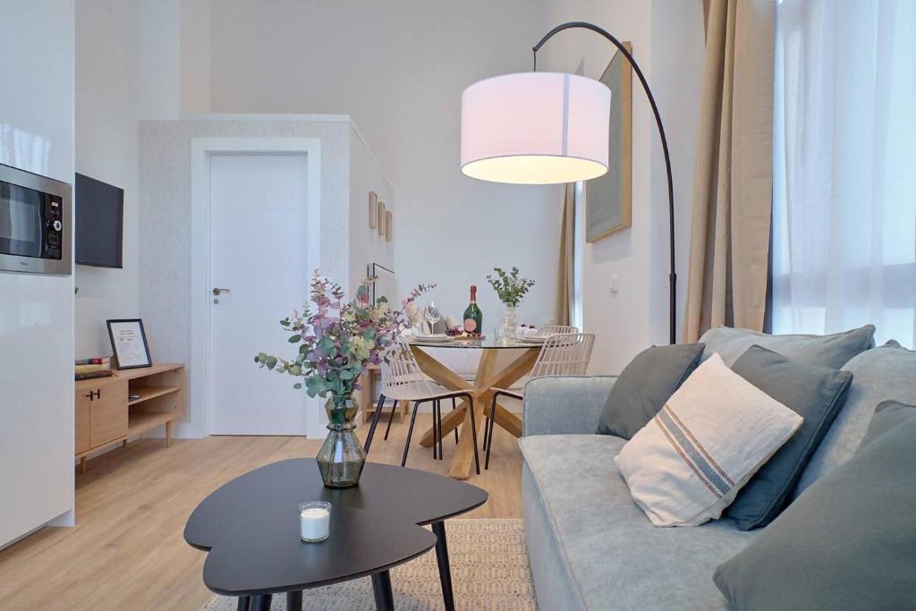 Romantic Suite Roig Arena N1 Virkin Suites - 5
