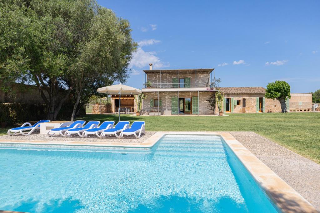 Can Cadernera by Rentallorca, Can Picafort