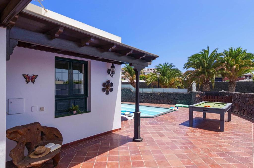 Villa Roca Negra by Villa Plus - 4