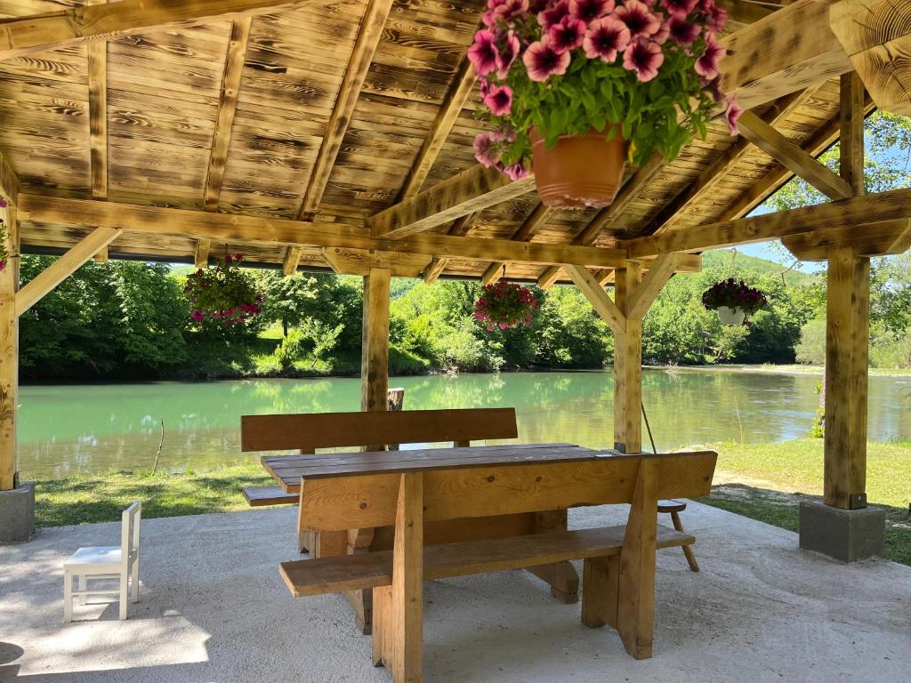 Vikendica Krupa na Vrbasu, Banja Luka