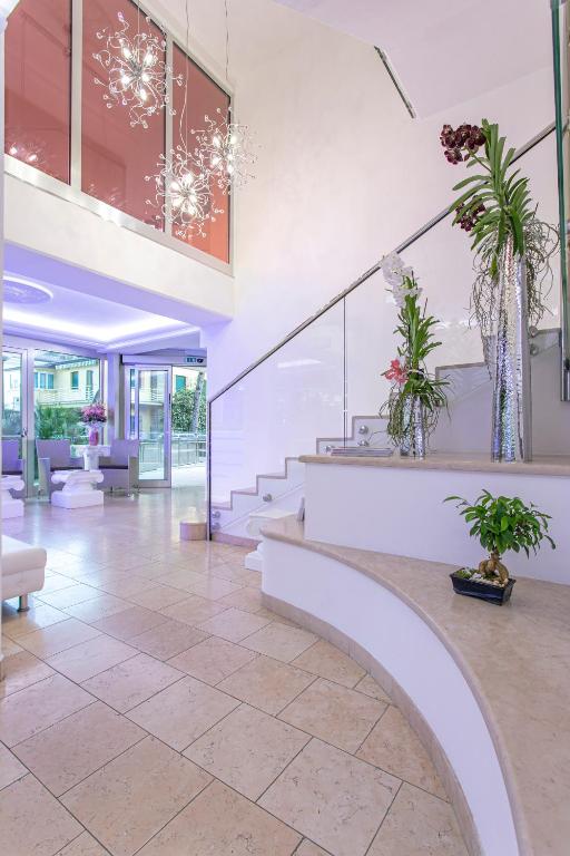Bovelacci Hotel Paradiso フロント・ロビー