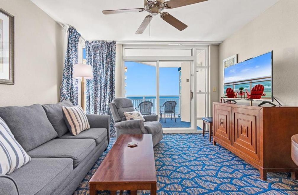 Incredible Ocean View Suite-Indoor Waterpark and More! Dunes Village 1033, Myrtle Beach