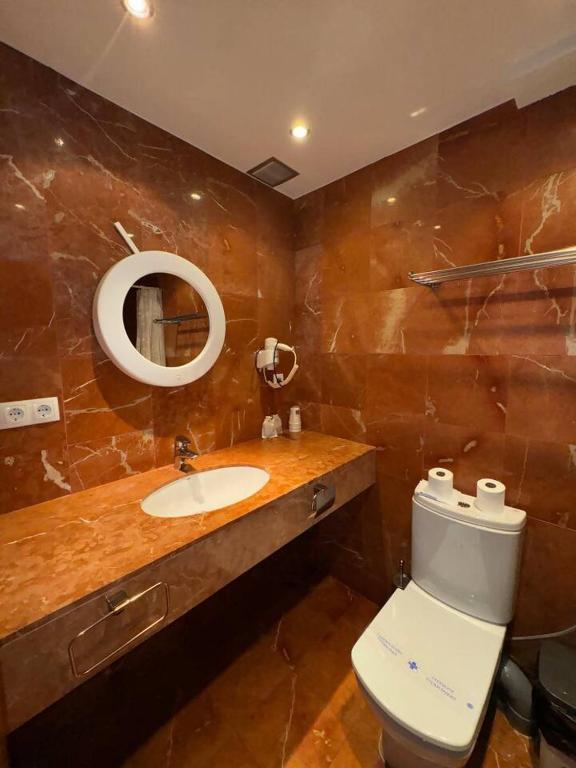 Canigou 16 by CONFORTSKY, Pas de la Casa