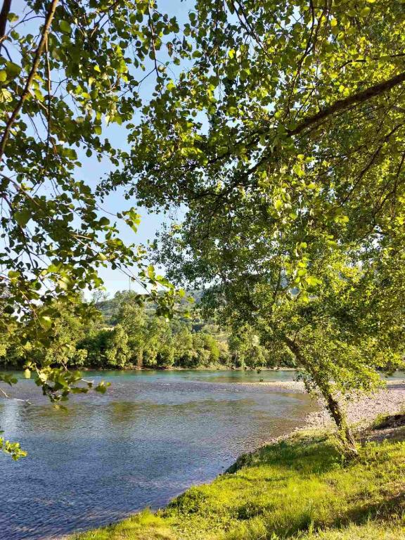 JANTAR- rustična kuća, Crnča