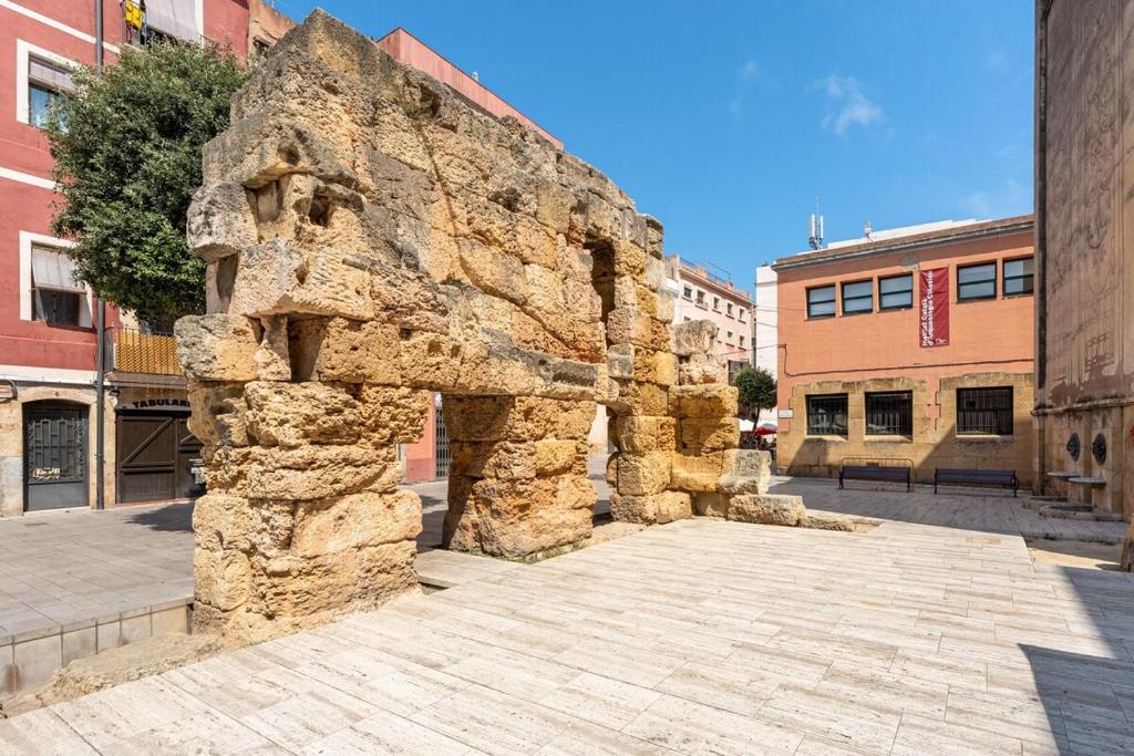 TGN-PentHouse-Duplex-Historical-5pax-Beach-WIFI-AC 20 - 2