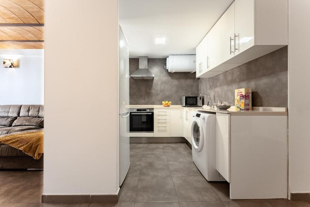 TGN-PentHouse-Duplex-Historical-5pax-Beach-WIFI-AC 20 - 4