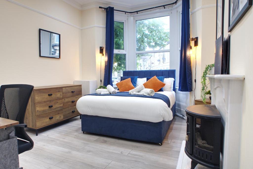 The Bay View Stays - 2 Sleek Apartments by Parydise - Great for Families & Professionals, Morecambe