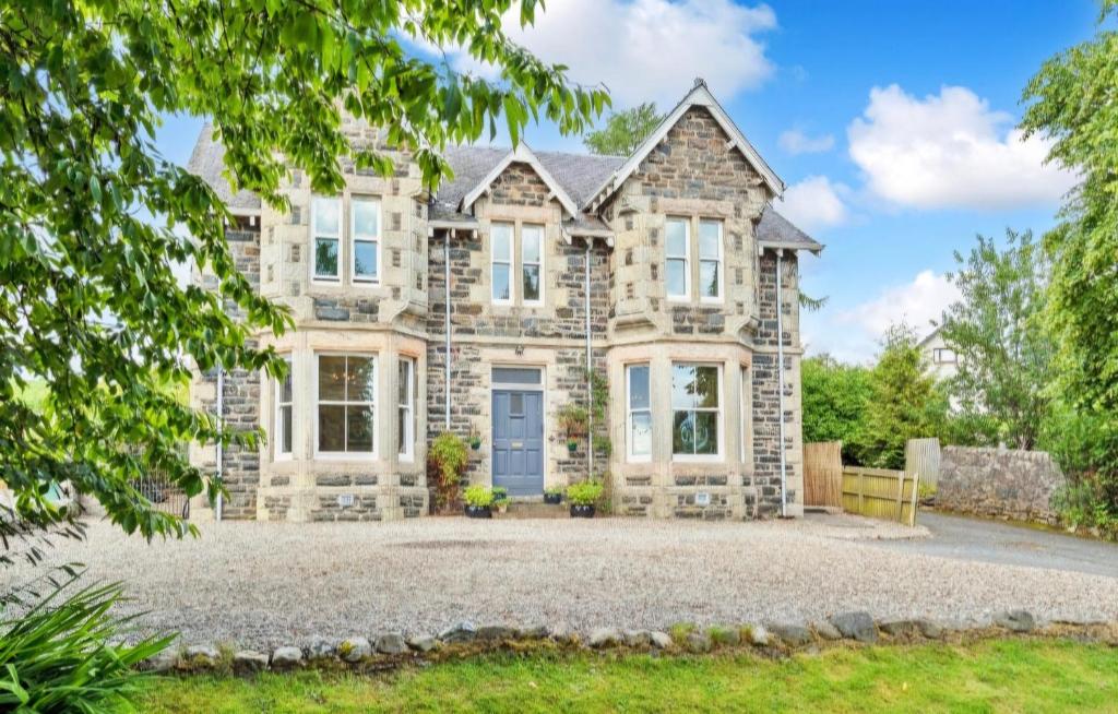 Kinnaird Country House with Hot Tub, Pitlochry