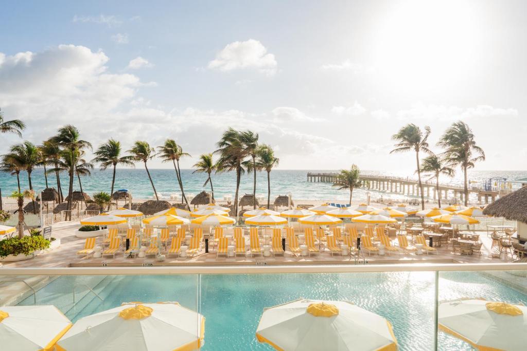 The Sunny, Miami Beach