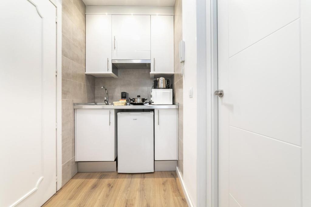 Classy III - Ferga Suites - 4