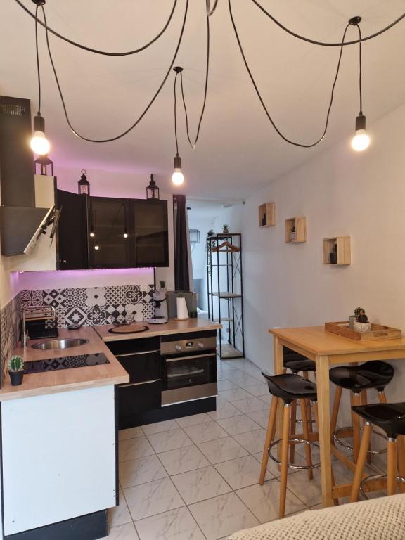 Appartement 37 m2 avec balcon - 1