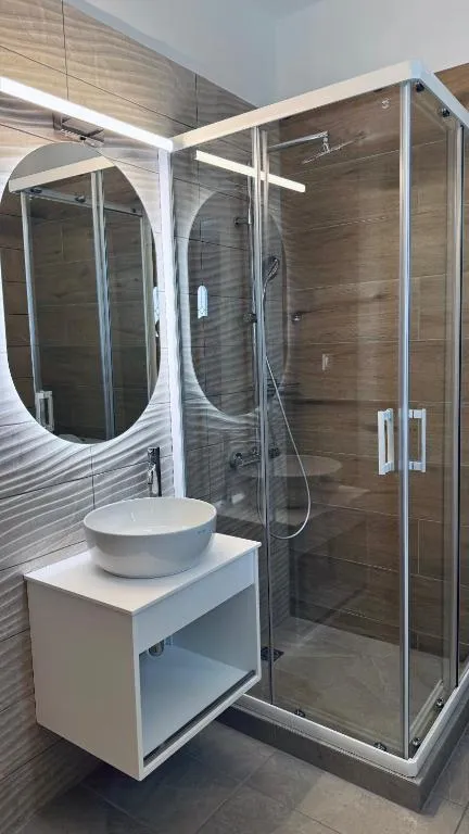 Aroniadika rooms, hotel in Kýthira