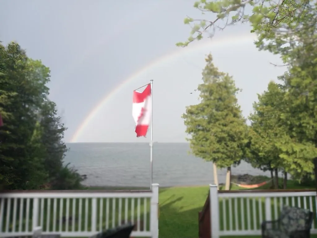 Rainbow COVE, hotel in Manitowaning