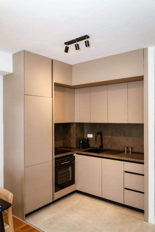 Apartment 82 - 4