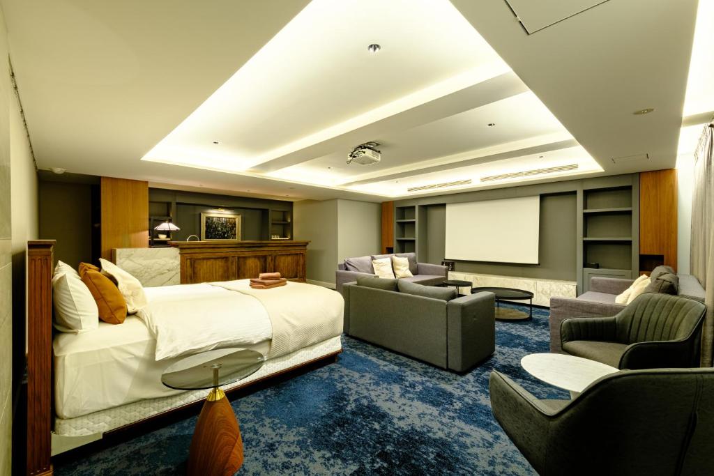 Roppongi House by U - Designers room - Steps to Roppongi Hills & Nightlife