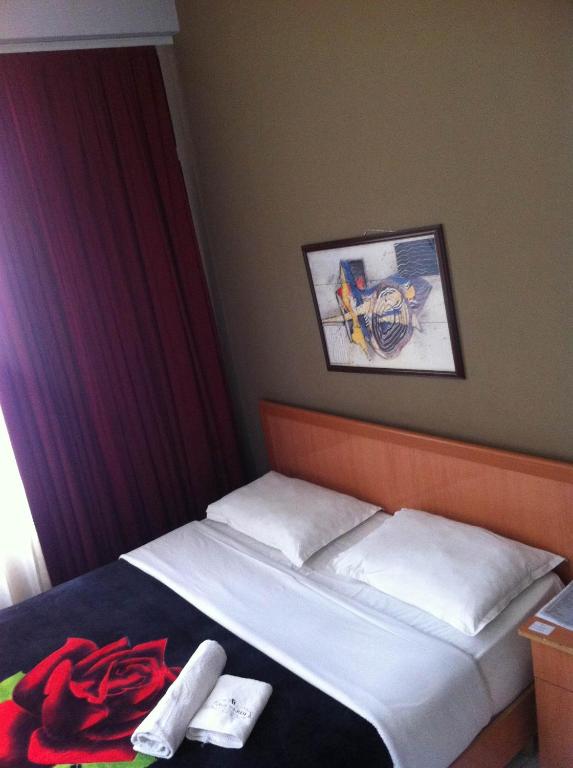 Hotel Central photo