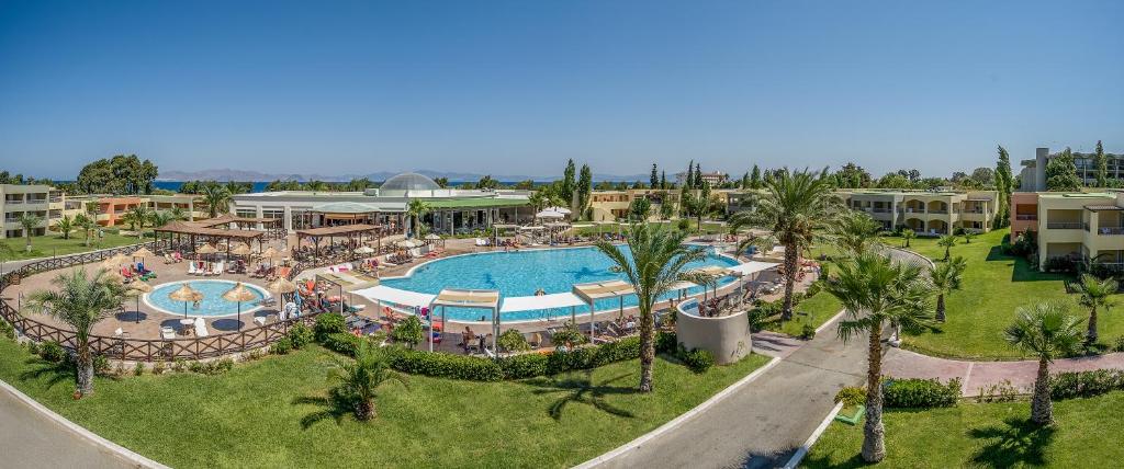 Kipriotis Maris Suites  photo