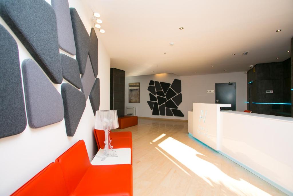 Apartamentos Fuengirola Playa — Hotel building in Fuengirola, Andalusia