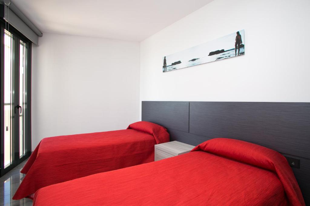 Apartamentos Fuengirola Playa — Hotel rooms in Fuengirola, Andalusia