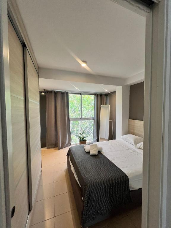 Stylish Apartment Steps from Palma's Seafront, Palma de Mallorca