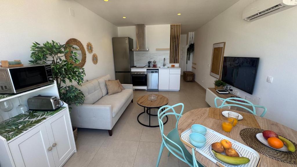 Estudio moderno Frente a Playa Muchavista con piscina By Turihome - 3