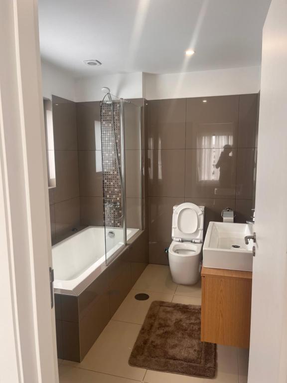 Modern 2 bedroom unit, Trofwi