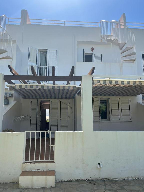 Duplex en urbanización con piscina comunitaria y wifi - 3
