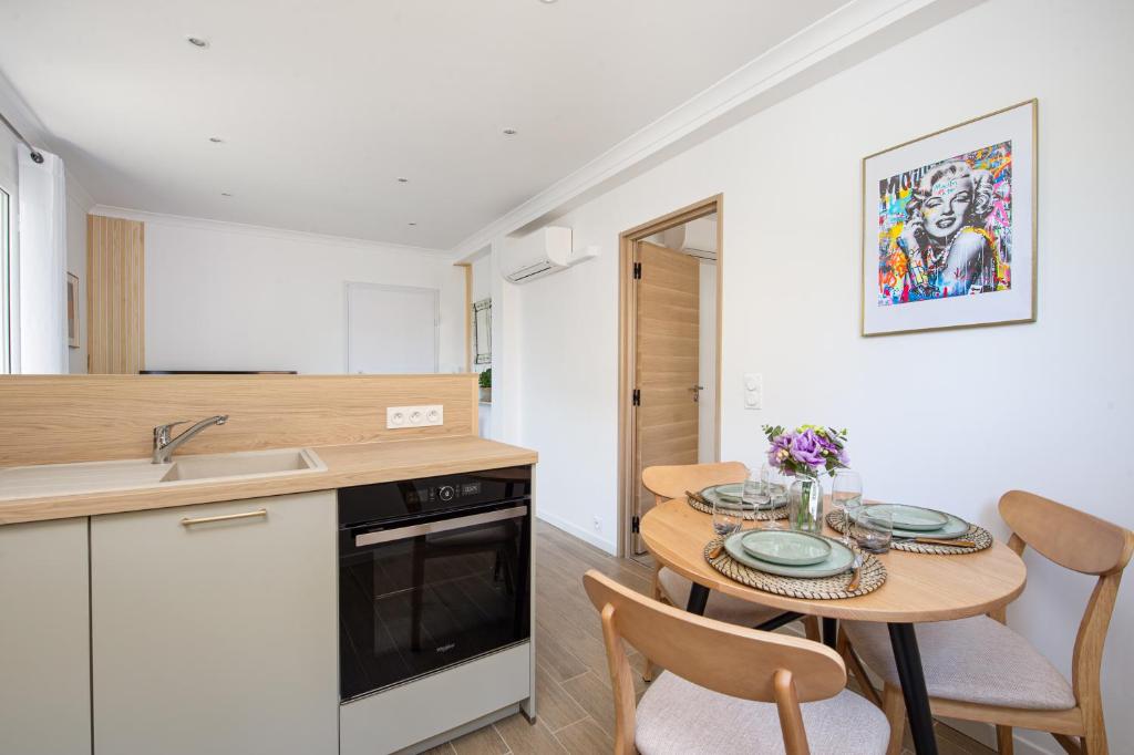 ORCHIDÉES II - SUPERBE 2 Pièces - 50 m BORD DE MER, Roquebrune-Cap-Martin