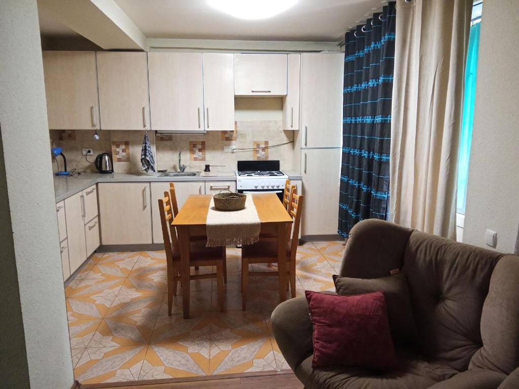 Saburtalo Apt, Tbilisi