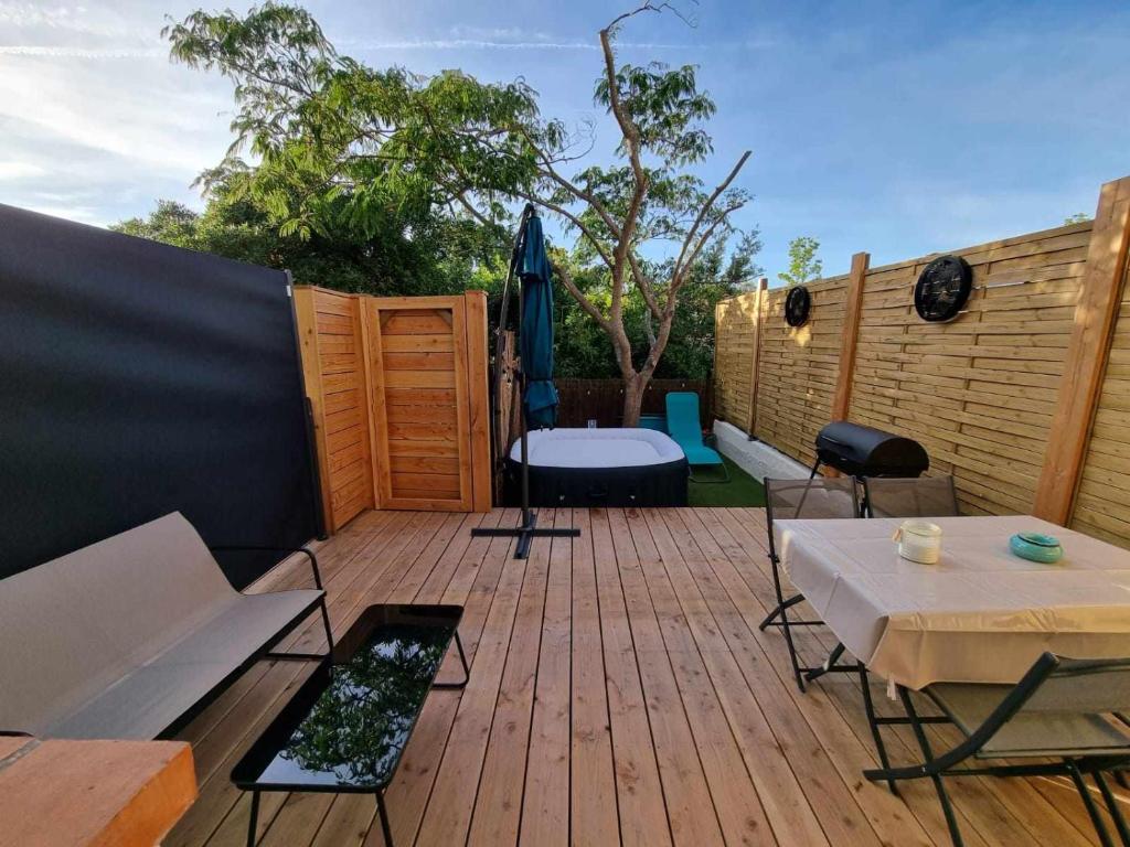 Maison avec jacuzzi privé à 5 min de la plage à St Aygulf - 2