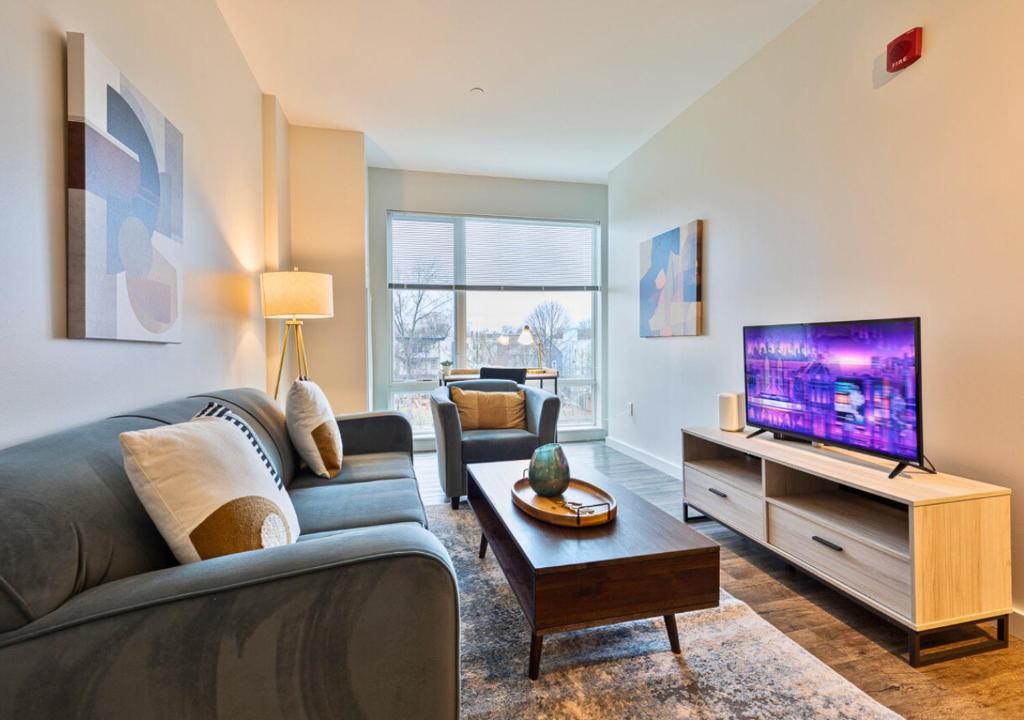 Modern Apt Near Charles River, Cambridge