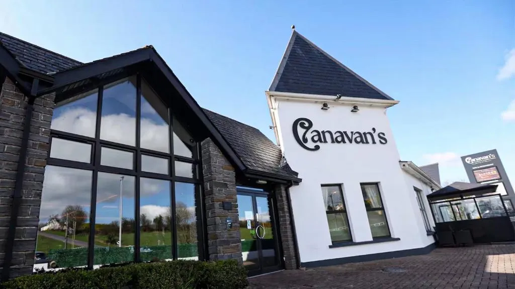 Canavans Hotel, hotel v destinaci Garvaghy