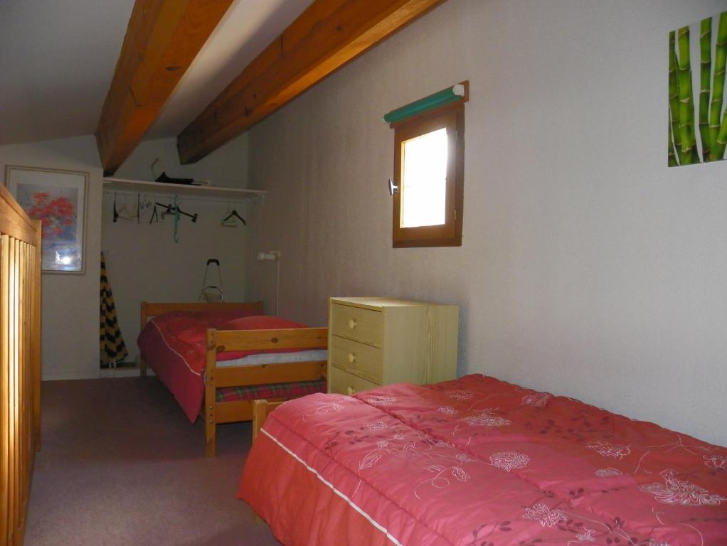Appartement avec chambre et mezzanine à proximité de la mer - 2