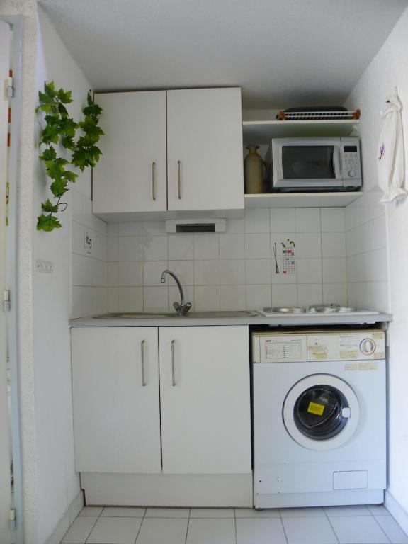 Appartement avec chambre et mezzanine à proximité de la mer - 3