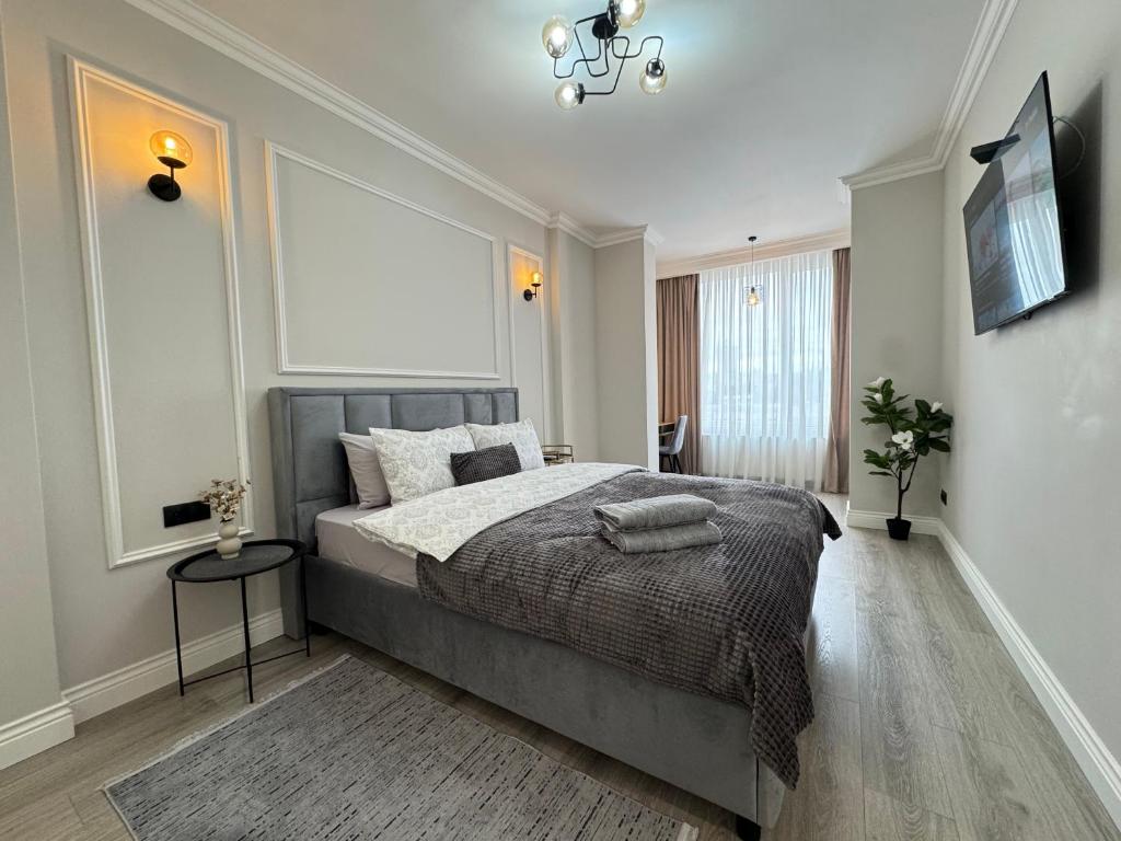 Cozy Central Apartment with Parking, Kišiněv