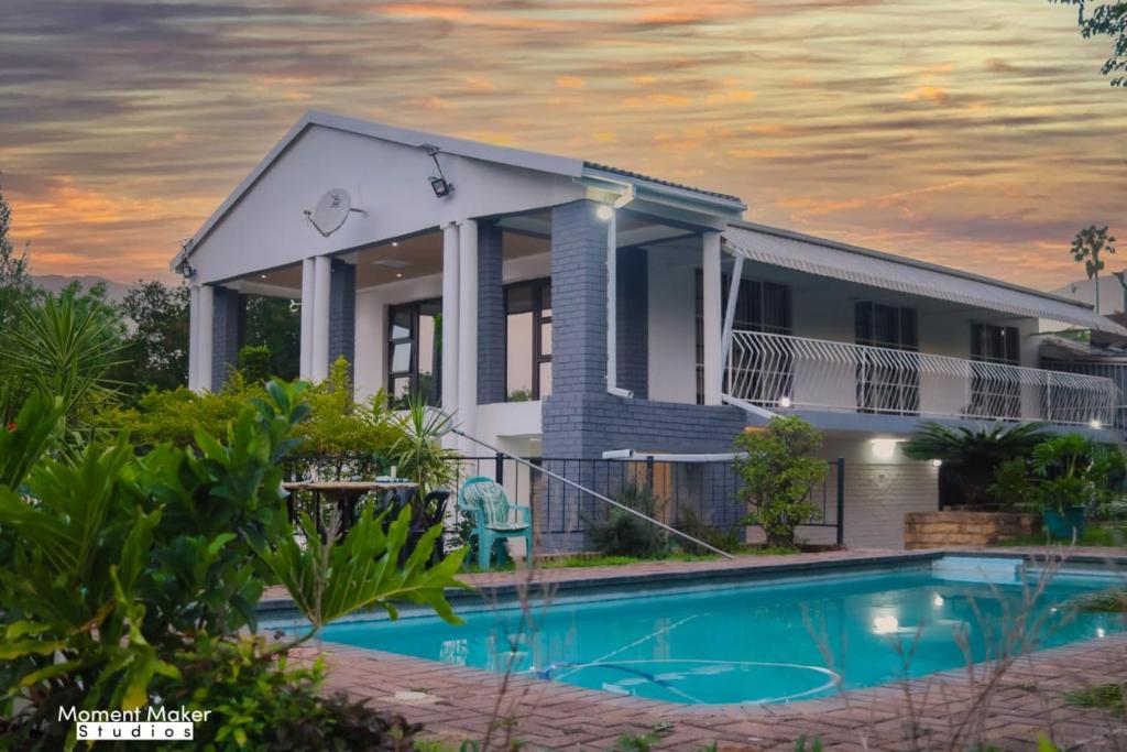 Falcon Lodge, Newcastle