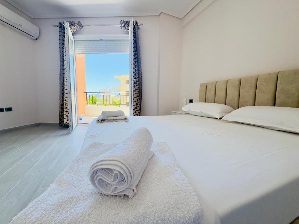 NEW APARTMENT,2 ROOMS ,CENTRAL LOCATiON, Vlorë