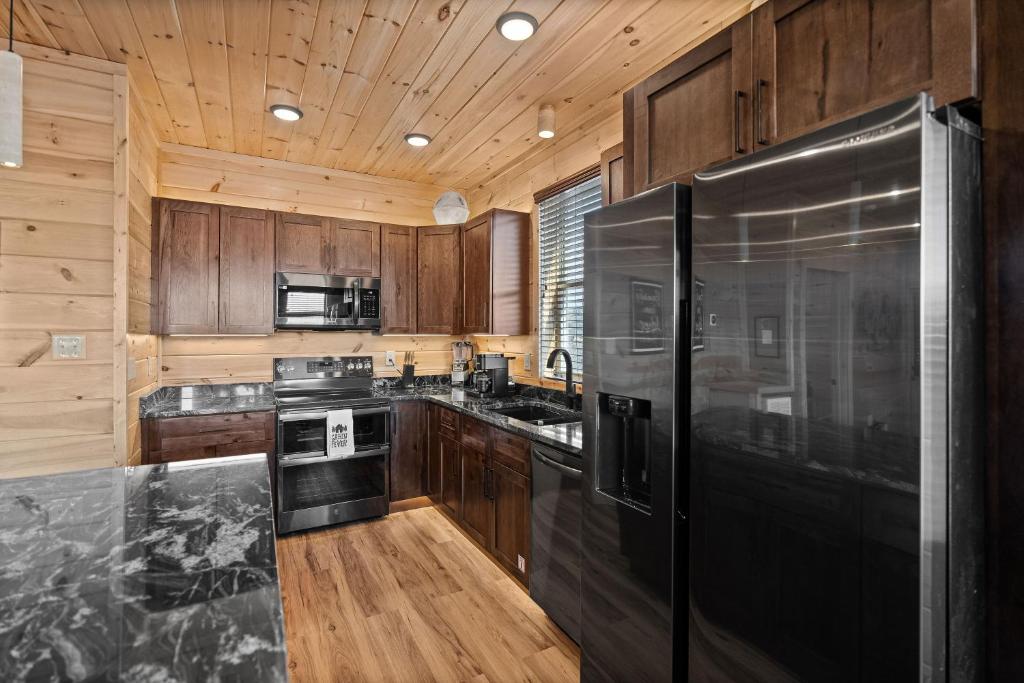 Divinity by Venture Smoky Mountains, Sevierville