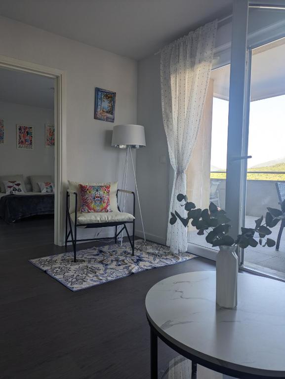 Joli cocon à Ajaccio avec terrasse vue mer, Ajaccio