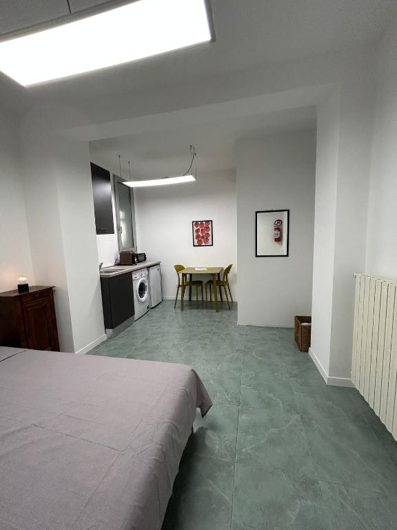 Sisters' Home 2, Bergamo