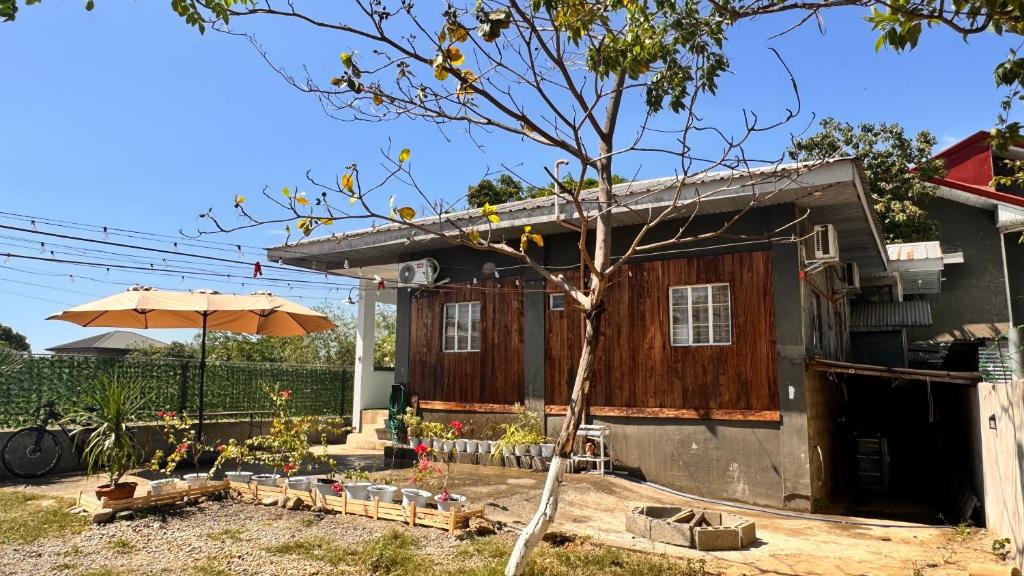 Hidden Leaf Villa, Caoayan