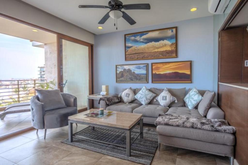Residences by Pinnacle - Luxury 2 bed, 2 bath Romantic Zone condo - 3