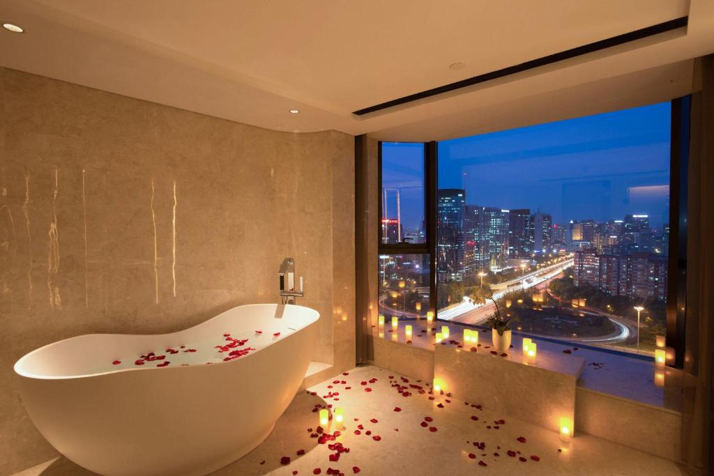 Bathroom, Grand Metropark Hotel Beijing in Beijing