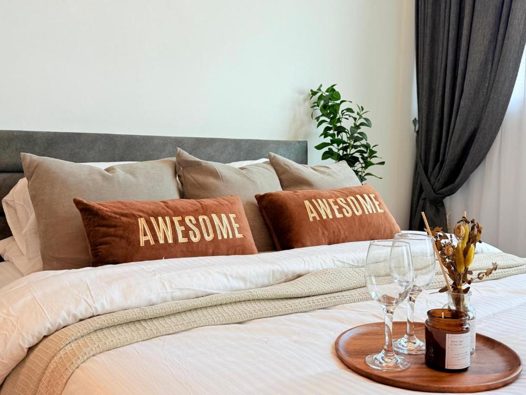 Vivacity Jazz 2, 10pax entire home, Kučing