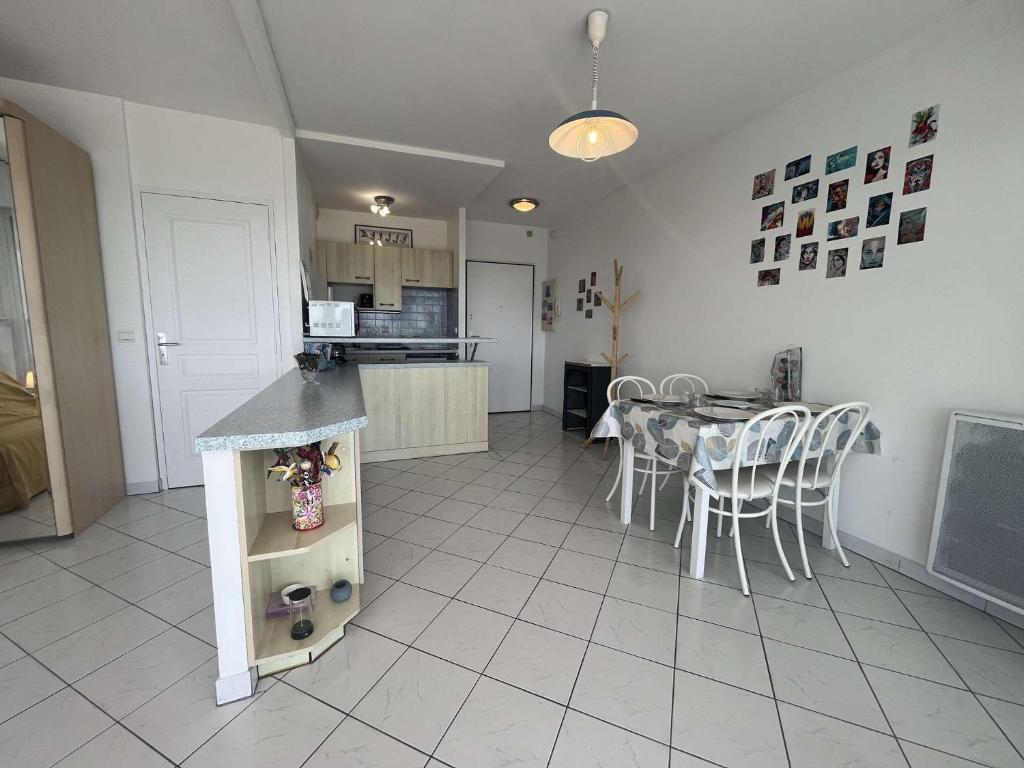 Appartement Studio LA ROCHELLE - LR110-G53 - 3