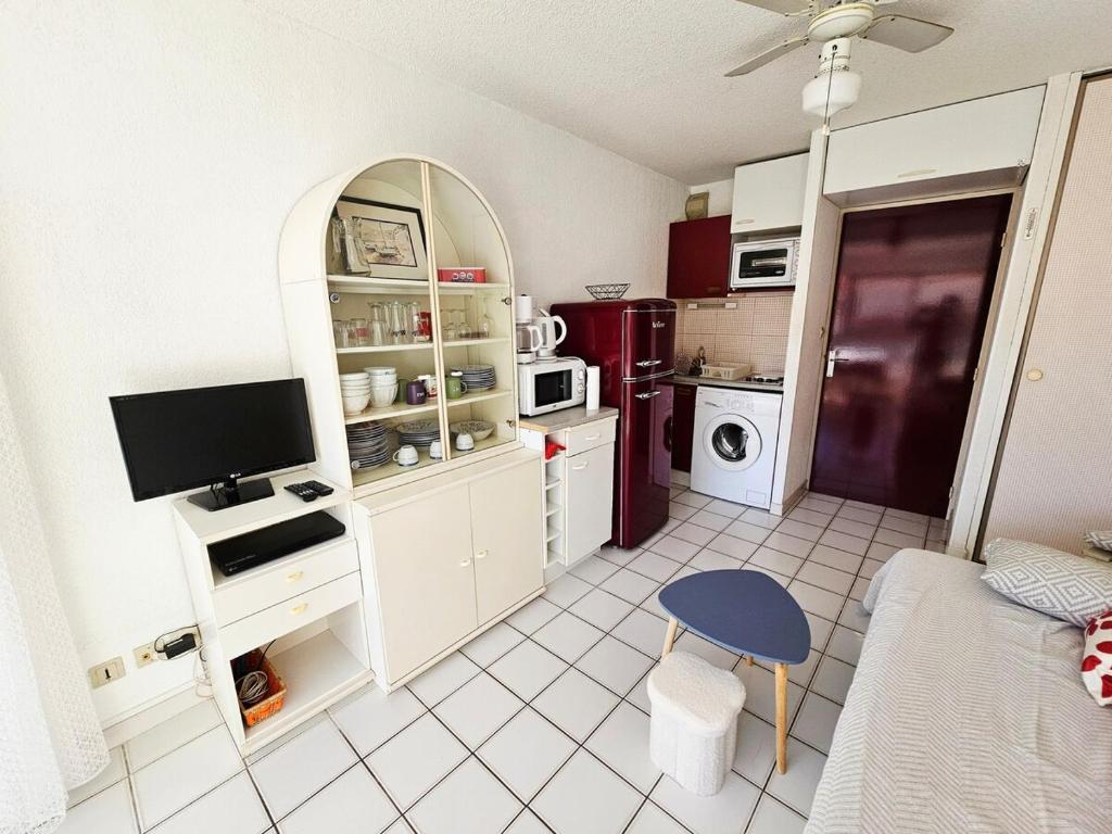 ARGELES PLAGE STUDIO PISCINE PARK PRIVATIF dans RES SECURISEE - 4